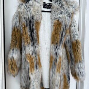 Spirit Hood Faux Fur Hoodie- Artic Fox